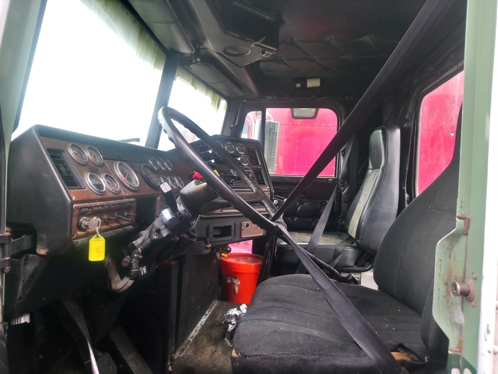 1996 FREIGHTLINER | 99 Truck Parts